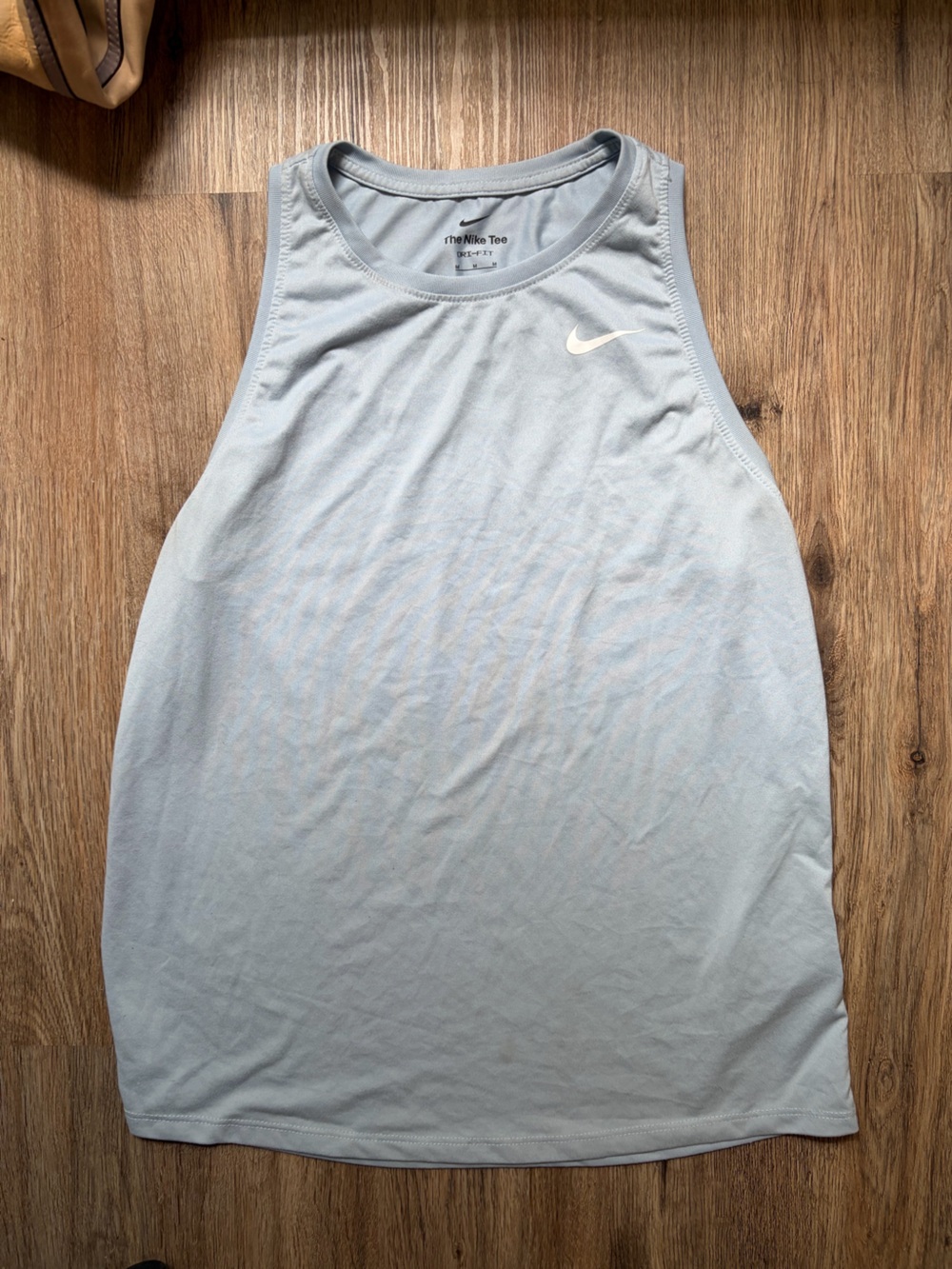 Nike Women’s The Nike Tee Light Blue Performance Very Soft Tank Top Sportswear